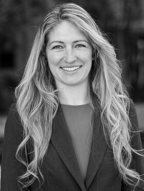 Picture of Taylor Deng, MD